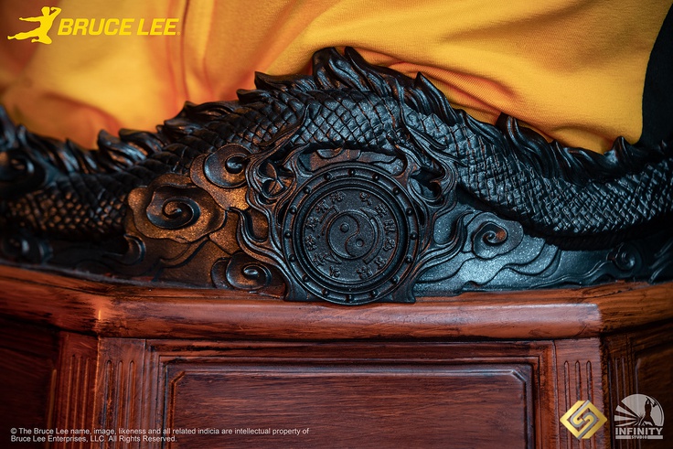 Bruce Lee - Life Size Bust