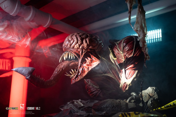 LICKER 1/1 SCALE BUST