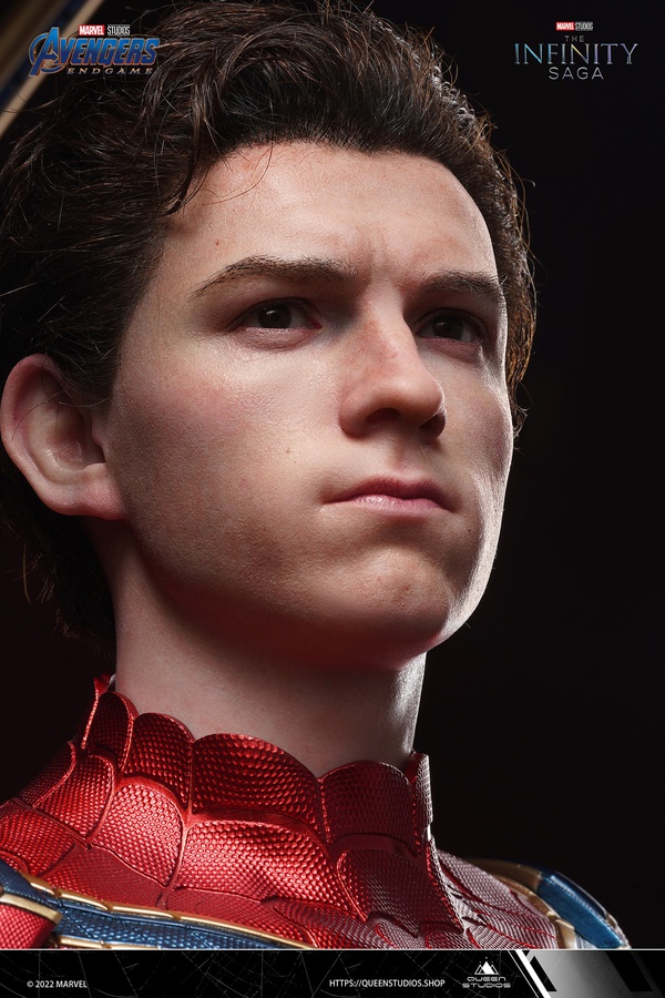 Iron Spider-Man 1/2 Statue - Premium Edition