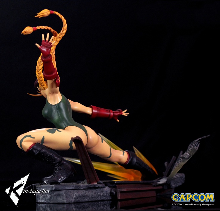 Femmes Fatales – Cammy White