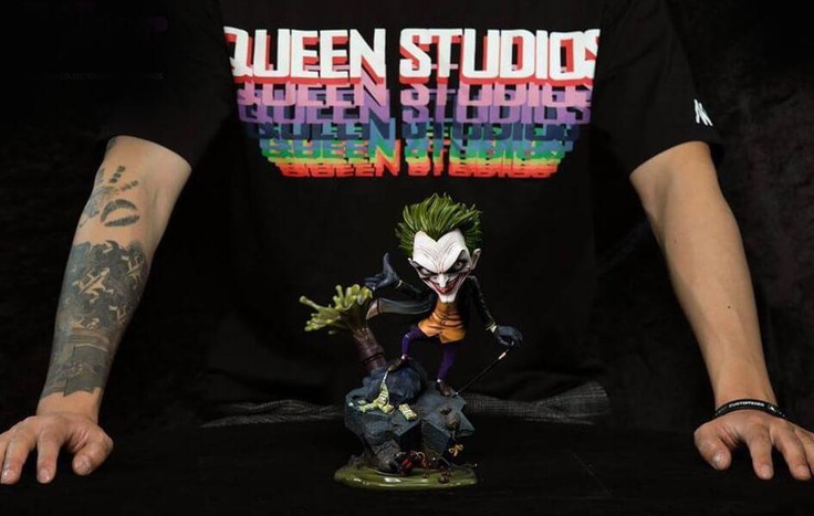 JOKER CARTOON SERIES STATUE