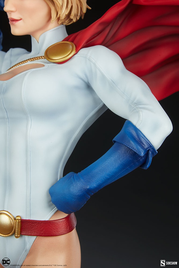 Power Girl - Premium Format