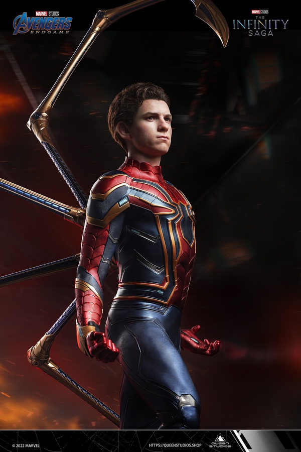 Iron Spider-Man 1/2 Statue - Premium Edition