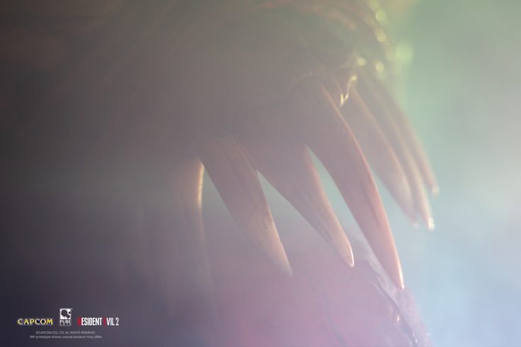 LICKER 1/1 SCALE BUST