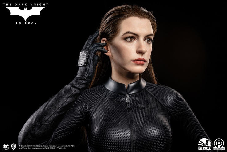 Selina Kyle : Catwoman (ANNE HATHAWAY) Life-Size Bust