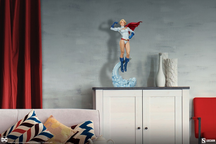 Power Girl - Premium Format