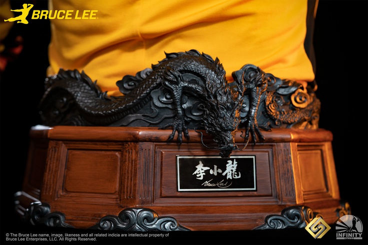 Bruce Lee - Life Size Bust