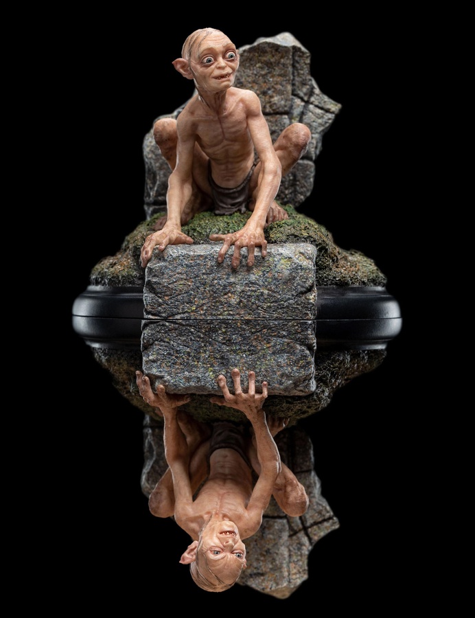 GOLLUM™ AND SMÉAGOL™ IN ITHILIEN - LIMITED EDITION