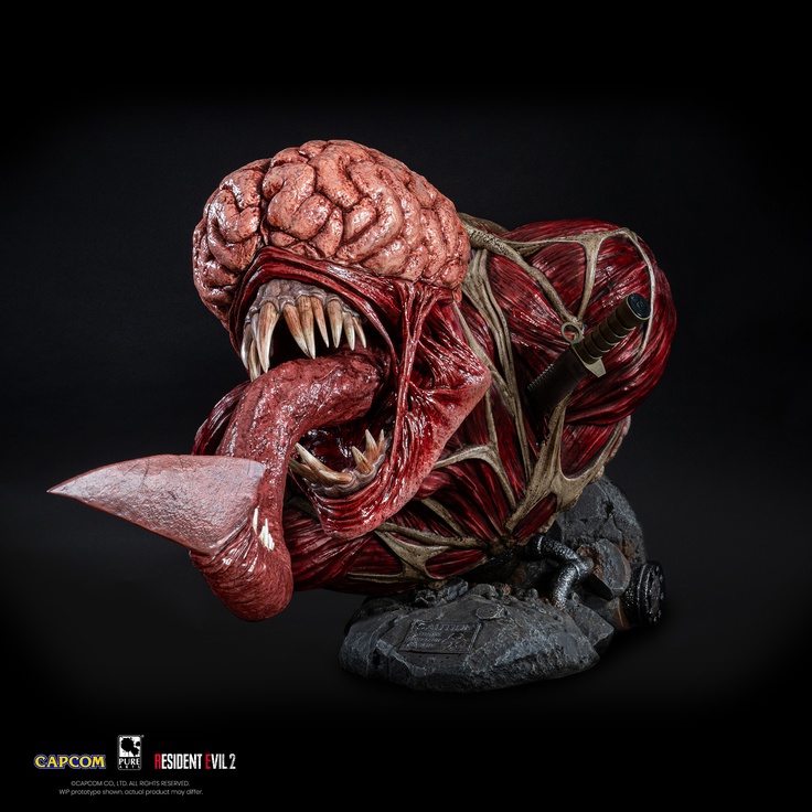 LICKER 1/1 SCALE BUST