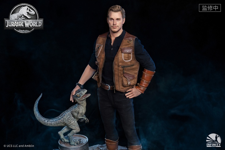 Owen and Baby Blue Statue - 1:4 Scale