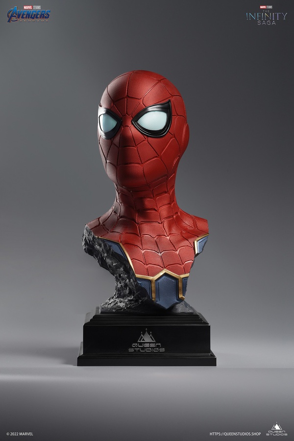 Iron Spider-Man 1/2 Statue - Premium Edition