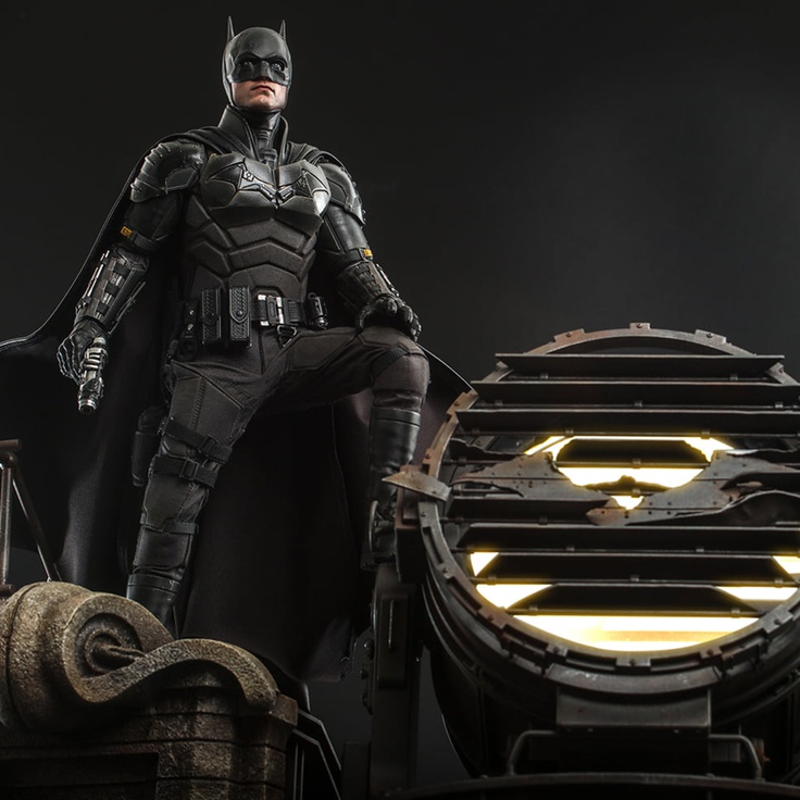 The Batman and Bat-Signal Set - 1:6 Scale