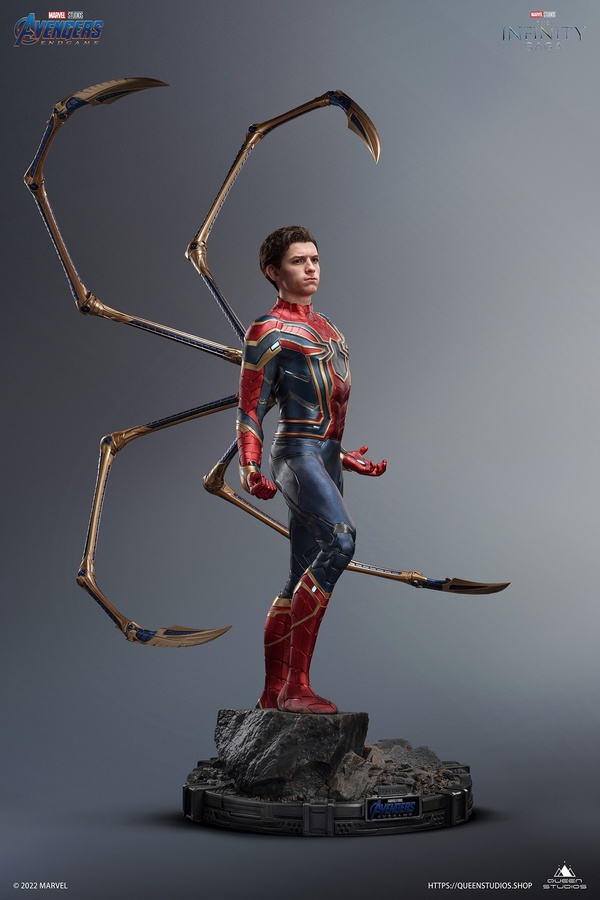 Iron Spider-Man 1/2 Statue - Premium Edition