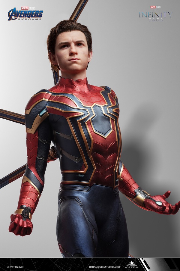 Iron Spider-Man 1/2 Statue - Premium Edition