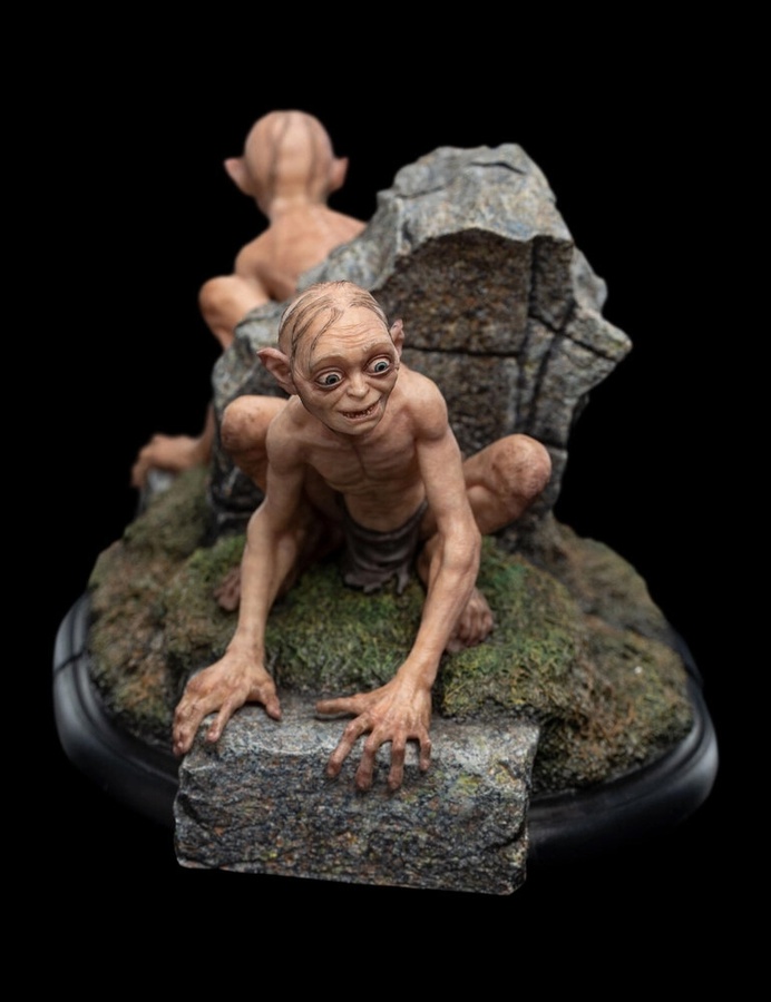 GOLLUM™ AND SMÉAGOL™ IN ITHILIEN - LIMITED EDITION